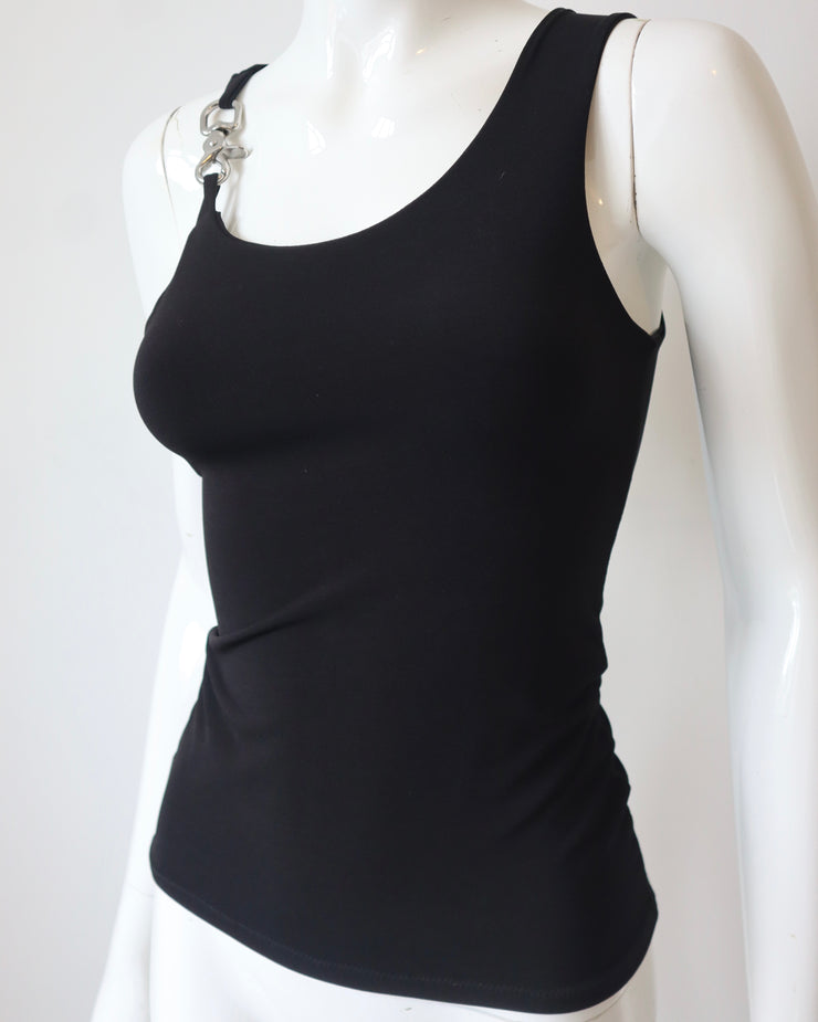 Clasp tank
