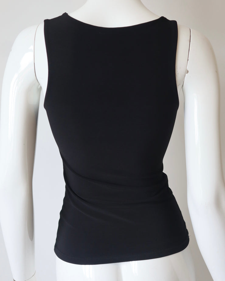 Clasp tank
