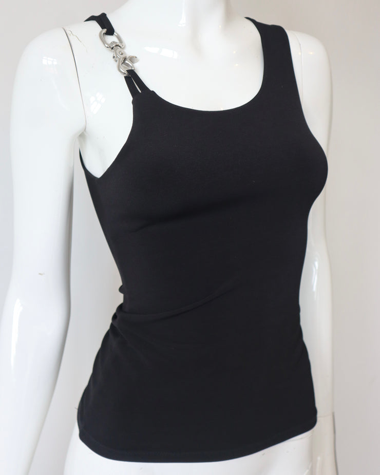Clasp tank