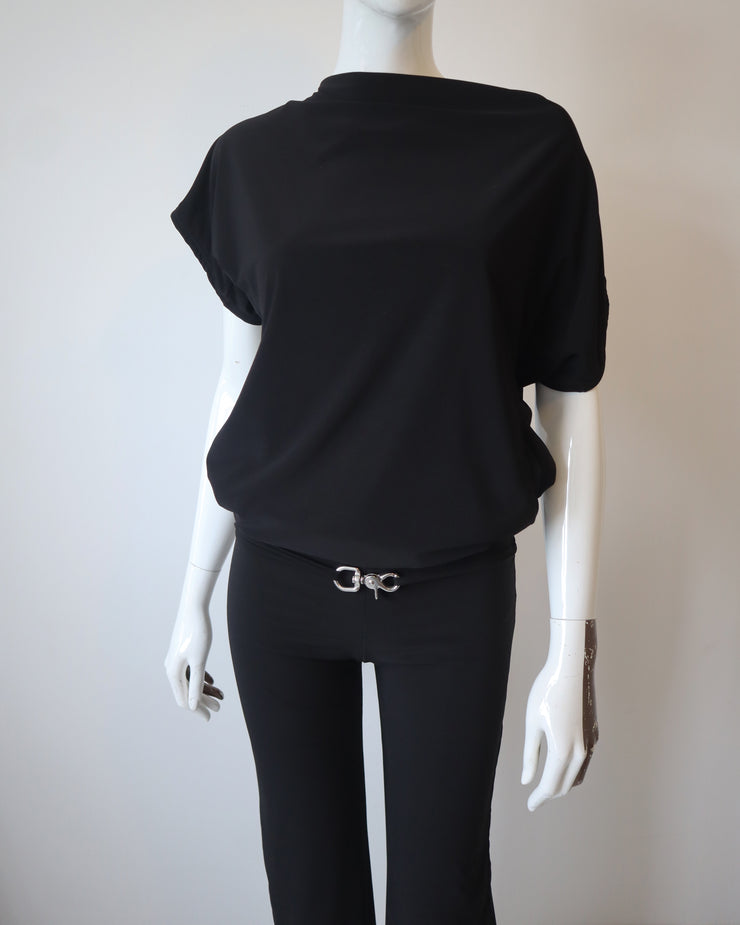 Clasp backless top