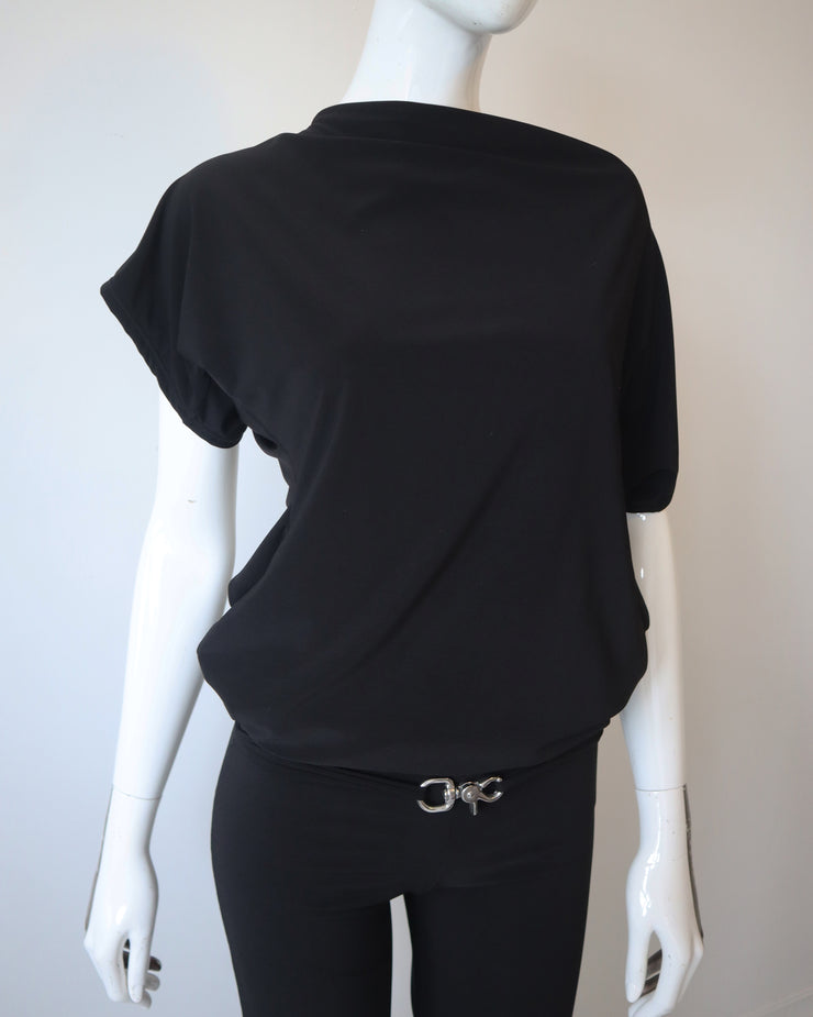 Clasp backless top