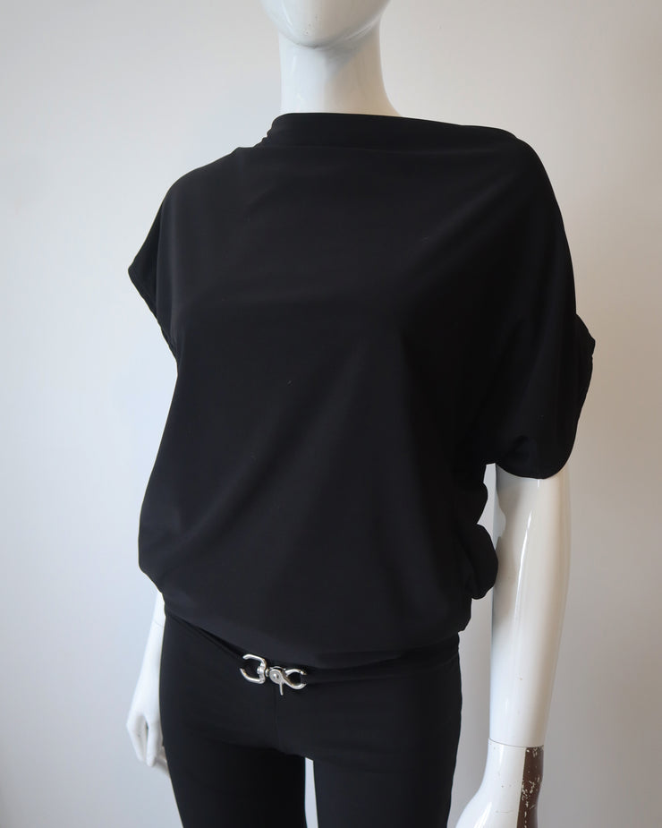 Clasp backless top